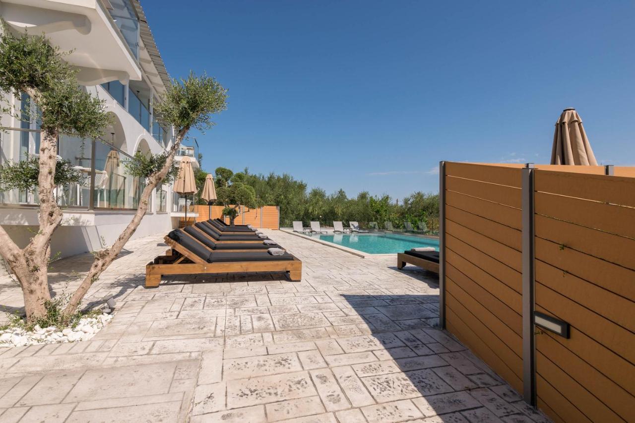 Litore Luxury Living Hotell 2*