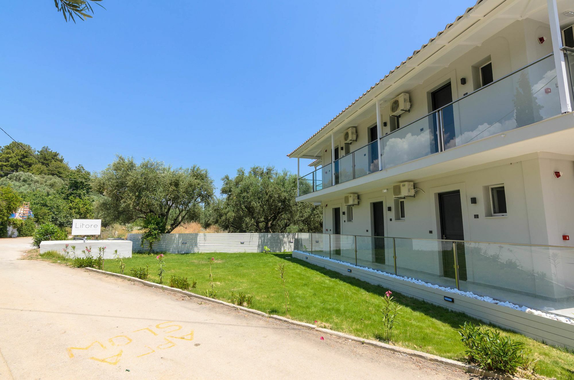 Litore Luxury Living 2*